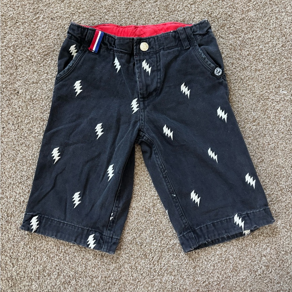 Black and White Lightning Print Casual Shorts